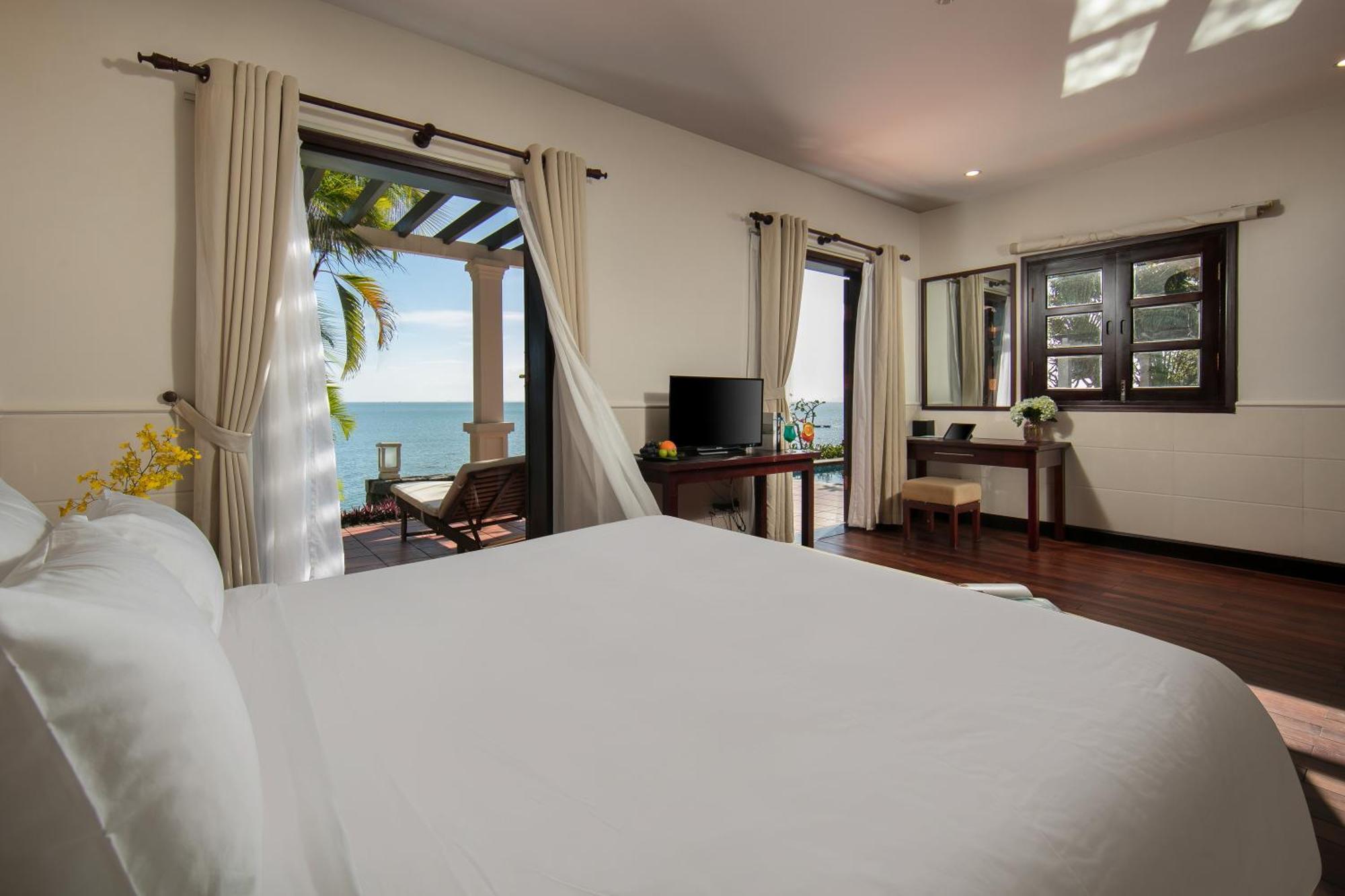 Son Tra Resort & Spa Danang Exterior photo